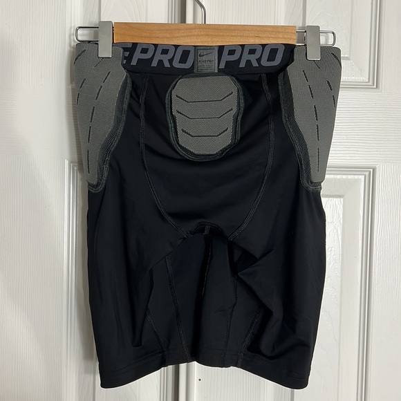 Nike Pro Hyperstrong Football Pads Mens Hard Plate - Picture 5 of 7